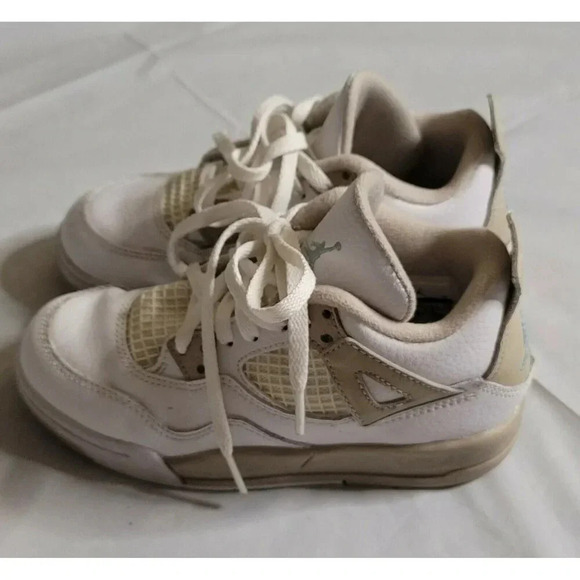 Nike Air Jordan size 12c Boys youth sneakers athletic Retro 4 White And Cream - Picture 2 of 7